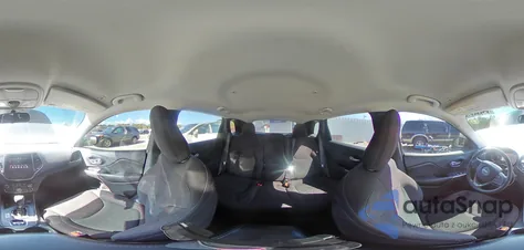 2019 Jeep Cherokee Latitude z USA, uszkodzony, nr VIN 1C4PJLCB1KD232662